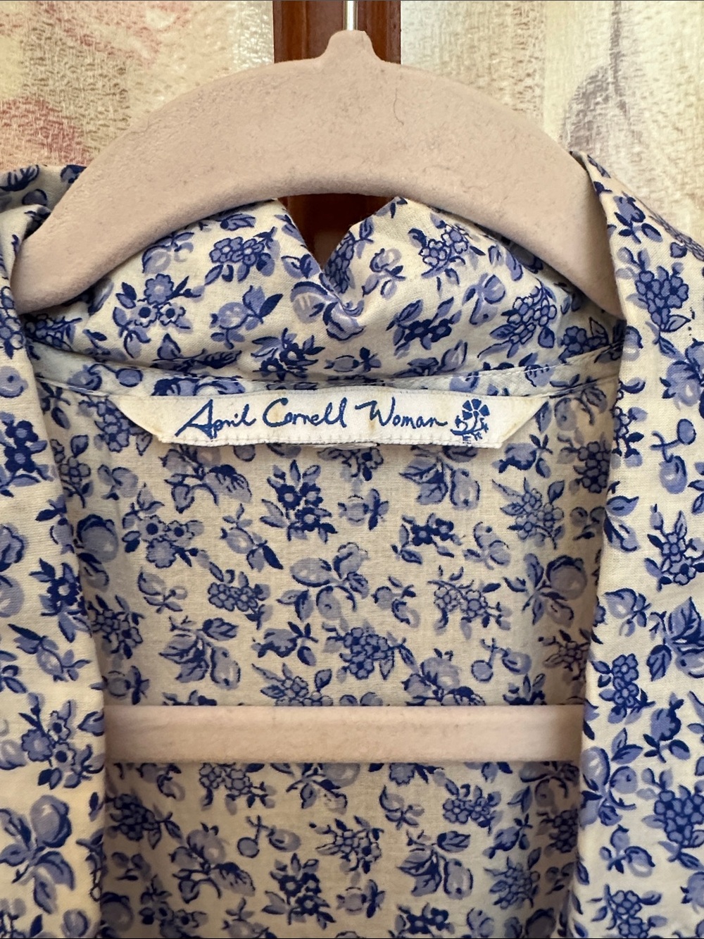 April Cornell Blue and White Floral Midi Dress with pockets - Picture 5 of 8